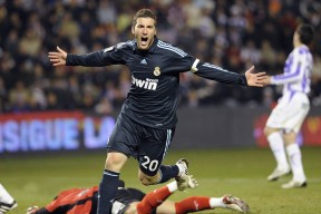 U18男篮亚洲杯 决赛中国77比70战胜日本 时隔8年再夺冠军